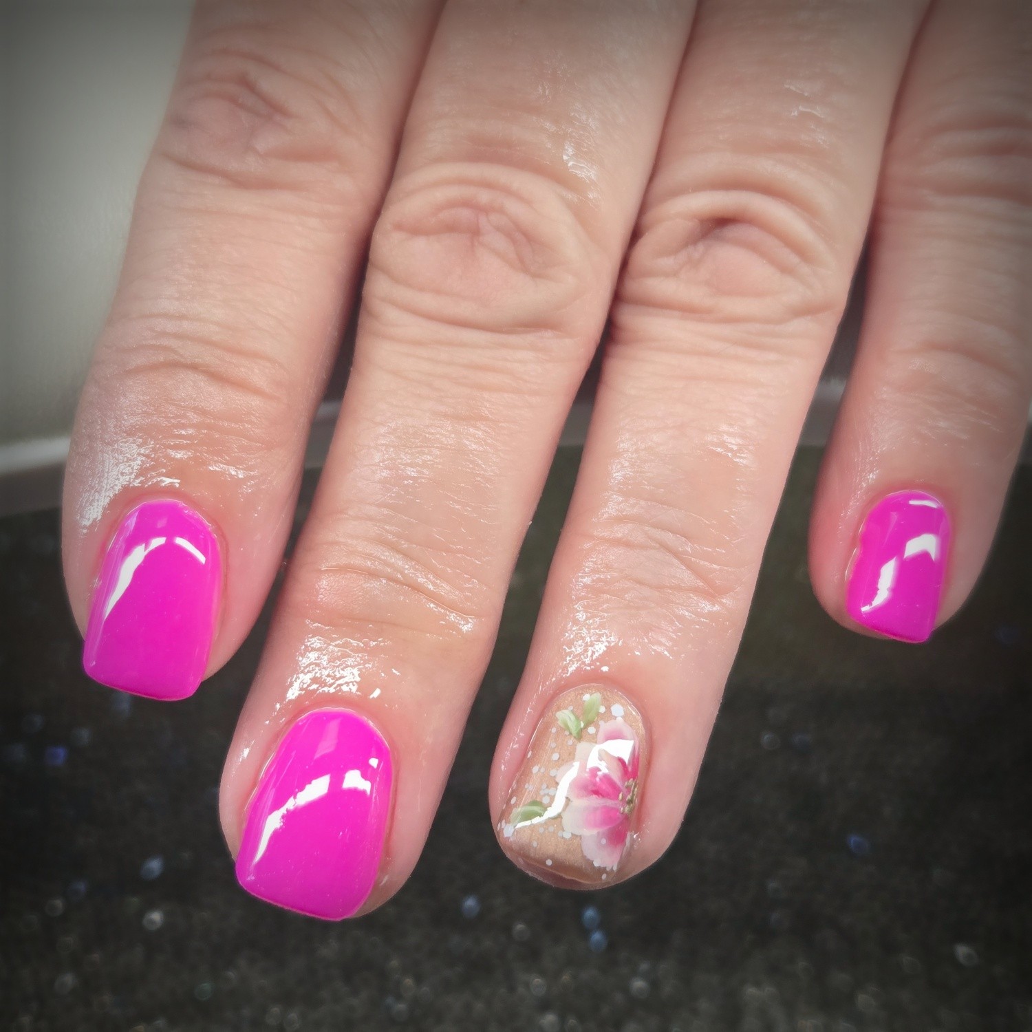 One-stroke has my ❤️! I LOVE these designs!

Licensed Nail Tech
Certified Master Pedicurist 
Located in Mount Horeb, WI

 #nailinspo #naildesigns #nailartist #nailtech #nailart #mounthorebwi #hardgelnails #gelmanicure #polisheddesigns #nails #manicure