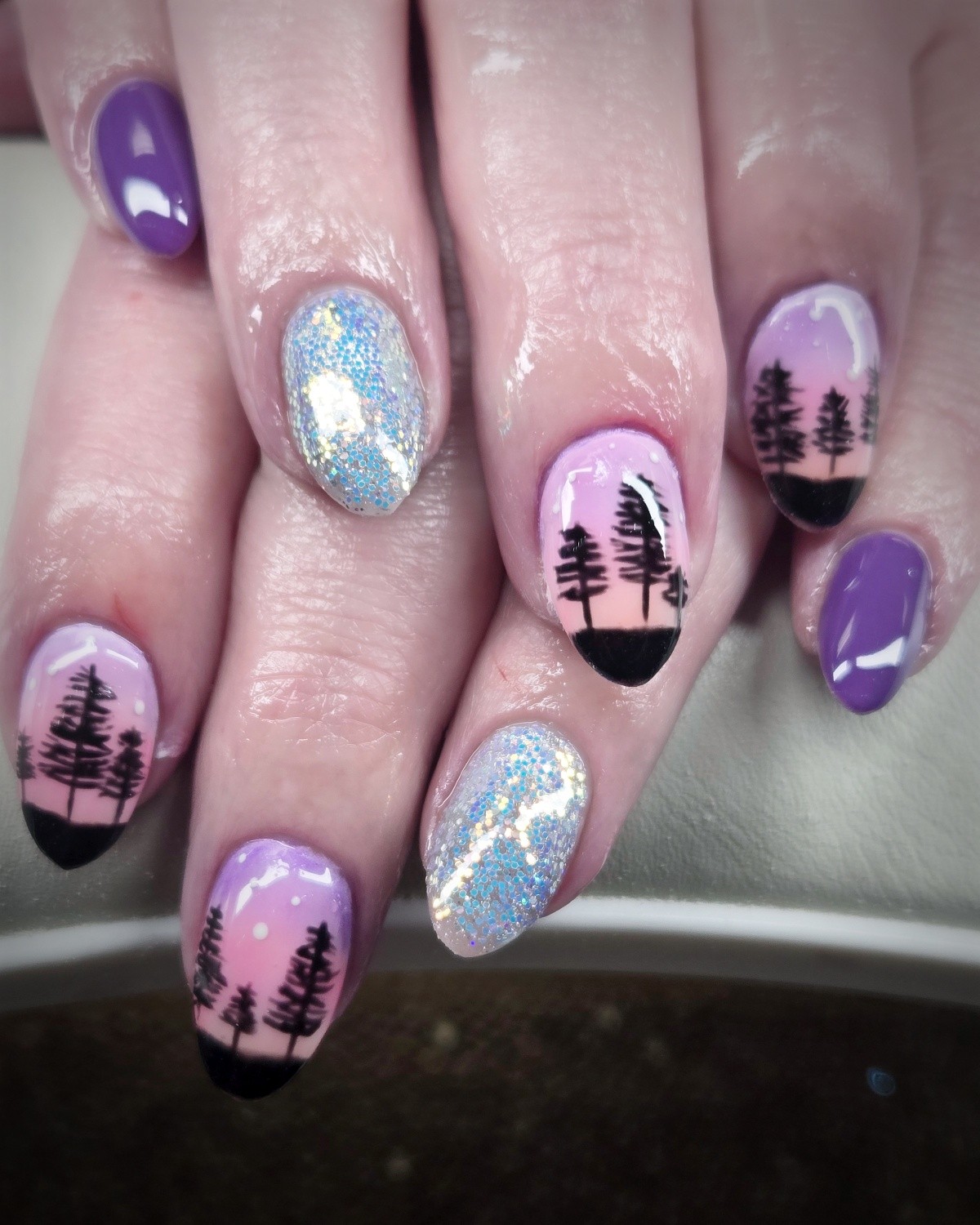 I'm a sucker for a good sunset in the woods!

Licensed Nail Tech 
Certified Master Pedicurist 
Located in Mount Horeb, WI

 #naildesigns #nailartist #nailtech #nailart #mounthorebwi #polisheddesigns #hardgelnails #nailswag