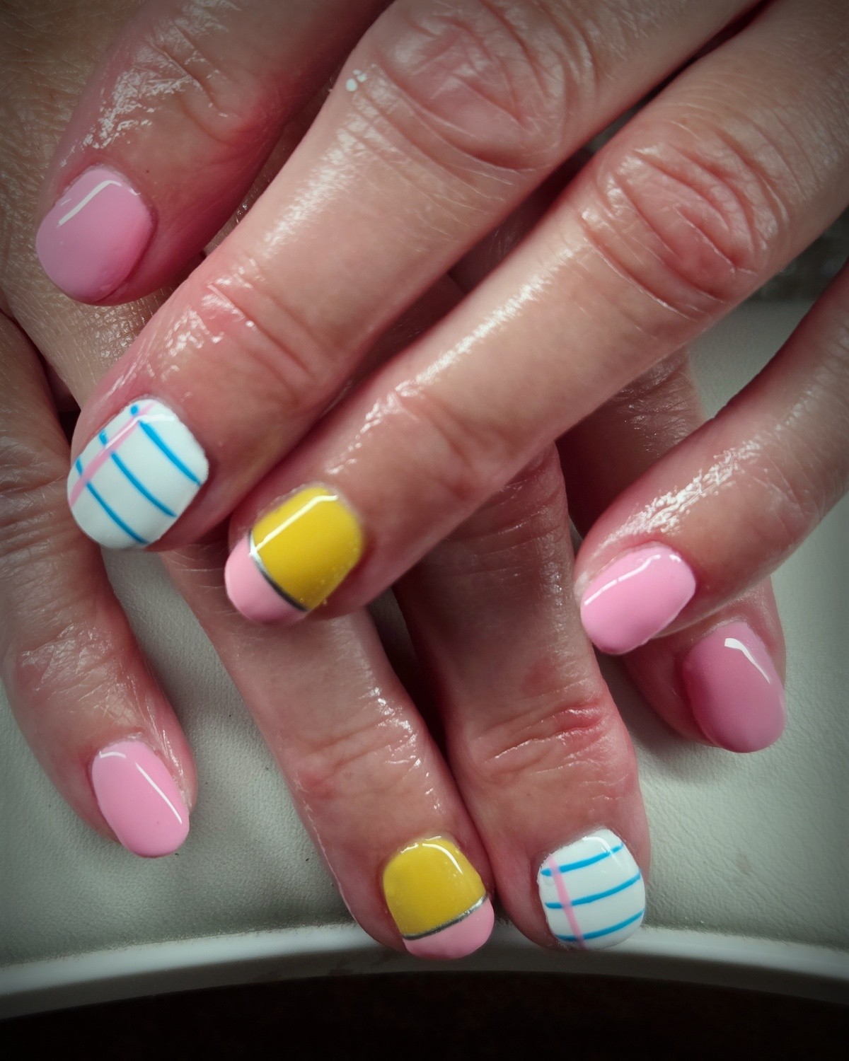 I am having some Deja Vu! I love this fun set!

Licensed Nail Tech 
Certified Master Pedicurist 
Located in Mount Horeb, WI
 #naildesigns #mounthorebwi #nails #mounthorebnails #wisconsinnails #nailinspo #naillove #nailartist #polisheddesigns #hardgel #nailart #gelnails